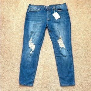NWT KanCan Perfect Mid Rise Distressed Dark Wash Stretch Skinny Jeans - 2XL